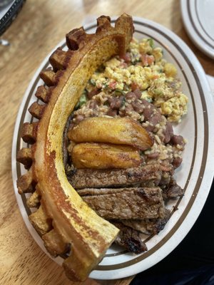 Bandeja Paisa Platos (Typical Colombian dish)