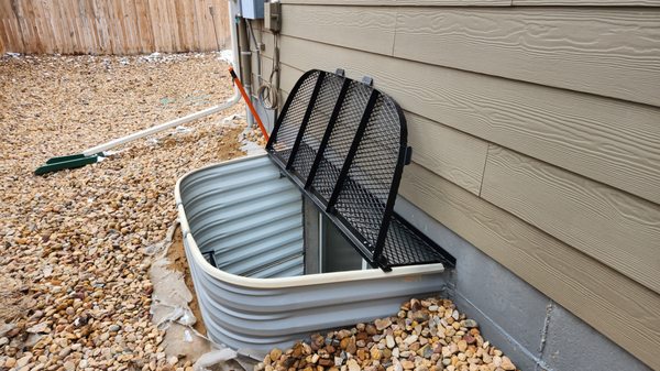 Metal Grate Window Well covers | Emergency Escape Hatch.