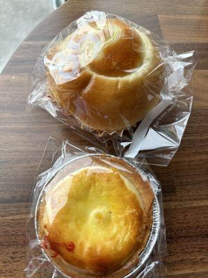 Cheese tart and milk pudding pastry