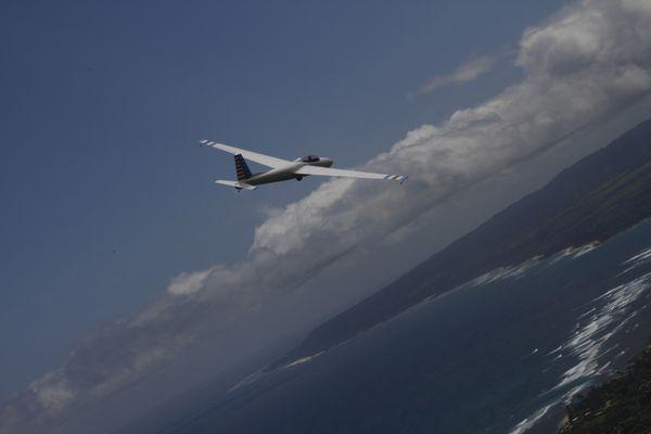 Soaring high above Oahu's North Shore with Above & Beyond Hawaii