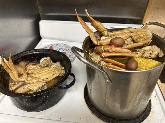 CRABLEGS w/ POTATOES AND CORN AND EGGS