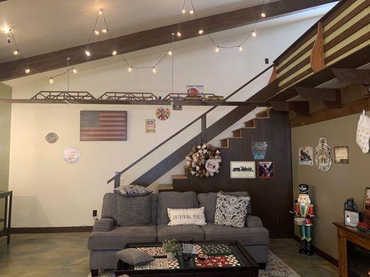 Seating area with adorable lights and decorations