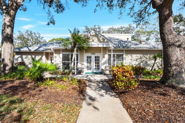 Leasing Office at Rivercrest apartments in Melbourne FL