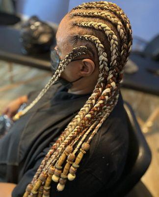 Feed_In Tribal Style Braids