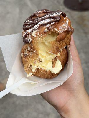 The giant cream puff