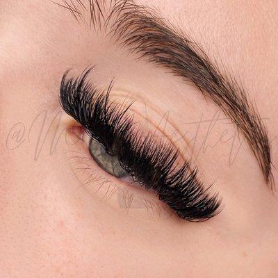 Wispy Mega Volume Lash Extensions