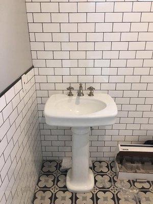 Pedestal sink and faucet install