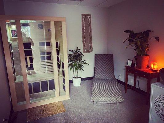 Infrared sauna treatment room