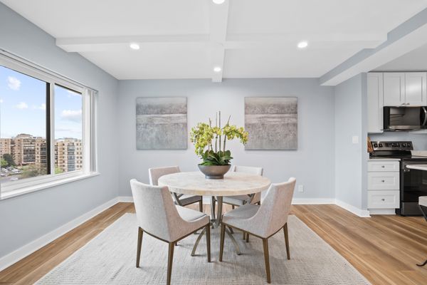 Luxury home staging in Mclean, VA - dining area