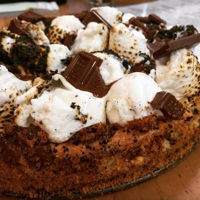 S'mores Cheesecake !!