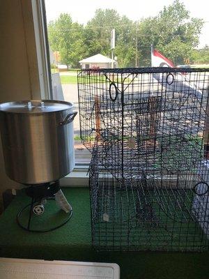 Crab pots and crab cooker