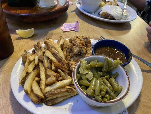 Steak fingers, fries, and green beans.  Yum.