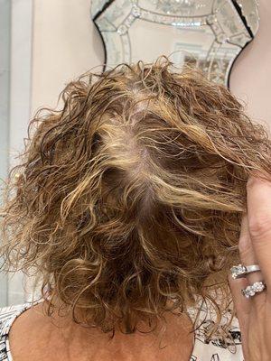 This is what you get asking for subtle natural looking highlights by Jennifer. Unacceptable! Even the darker areas around the face are red!