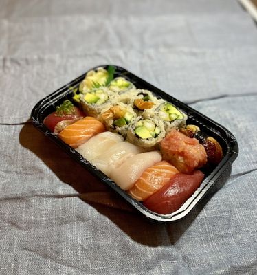 Sushi Deluxe