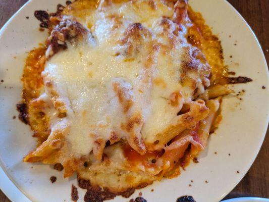 Baked ziti with meatballs