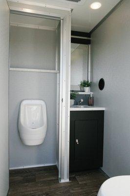 3 stall Luxury restroom trailer/ men stall