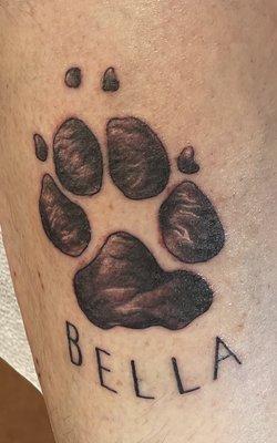 Bella's paw print. She passed 2 weeks ago today. Manuel did a great job!!