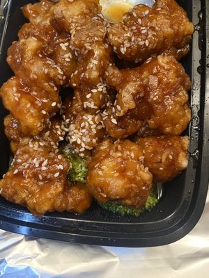 Sesame General Tzo ' Chicken