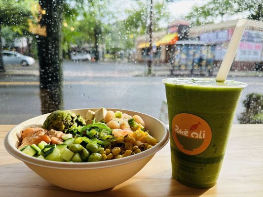 Poke and smoothie