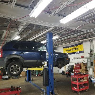 We check if you need brakes repair when you change tires