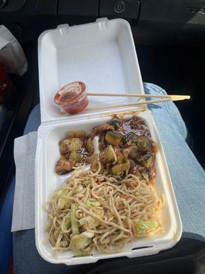 One item combo with chow mien and spicy chicken