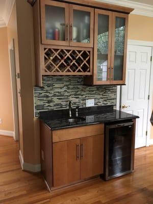 Tile back splash over wet bar