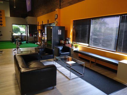 Lounge area. Enjoy freshly brewed coffee!