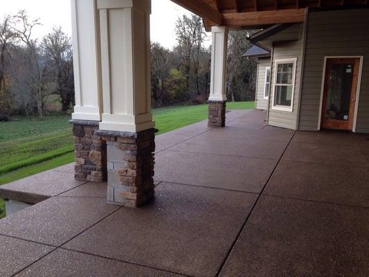 Exposed aggregate patio