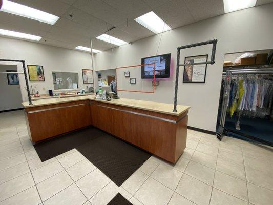 Long Cleaners Fairborn Ohio Lobby