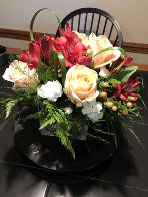 Another absolutely beautiful arrangement.  This is the best florist in the Poland/Boardman/Canfield area.  They never disappoint.