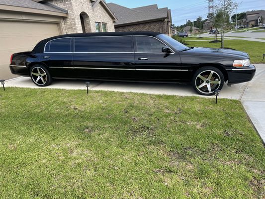 J Kelly’s Limousine Services