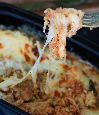 MASHED
CAULIFLOWER &
BROCCOLI
CASSEROLE W/ GROUND BEEF IN BETWEEN TOPPED
W/ MOZZARELLA CHEESE