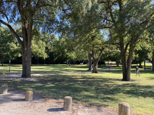 Outdoor fitness center