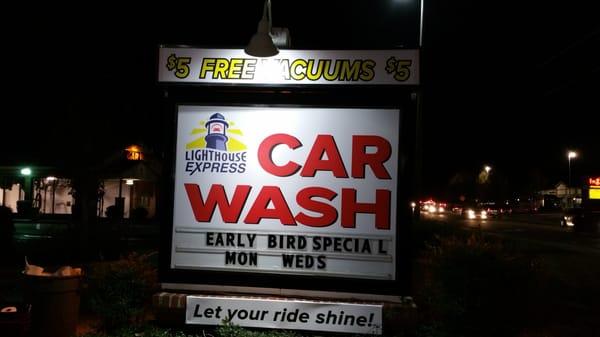 Main sign #lhecarwash