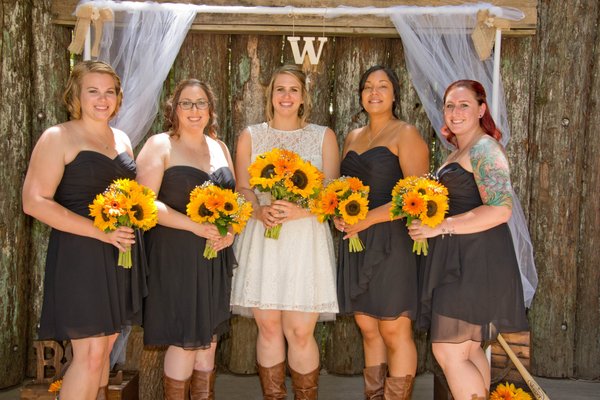 The bouquets were absolutely stunning and stood out in every picture!