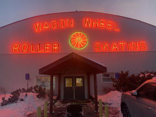 The lights are back on at the Wagon Wheel Roller Skating Rink!