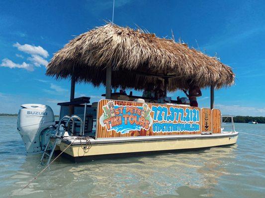 Tiki Boat anchored up at the sandbar!