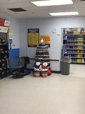 Walmart Automotive Customer Service Area - Christmas tree.