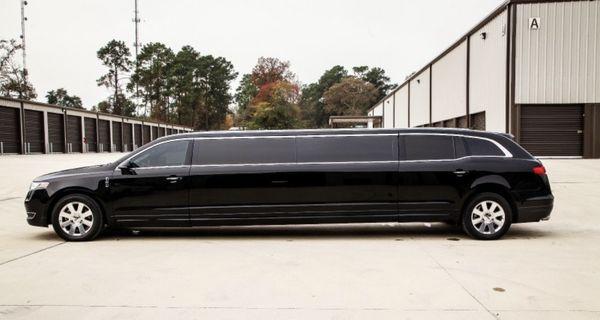 Stretch Limo Airports/ Wine Tour / Prom / Birthday/ Weddings / Dinner/ Quinceanera / Napa Tour