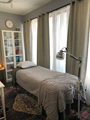 SuNu offers Acupuncture and Massage within this welcoming and beautiful space.