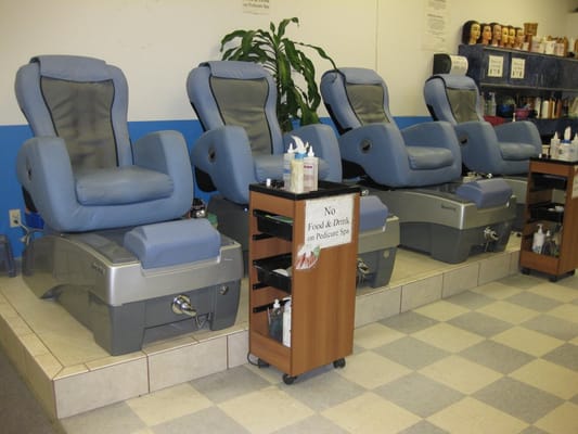 Pedicure Spa Area