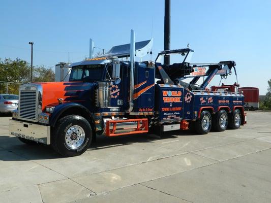 80 Ton Rotator tow truck