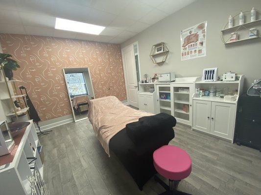 Inside Skinpsychful professional skincare clinic