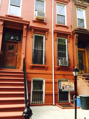 400 monro st Brooklyn by contact 9179168626