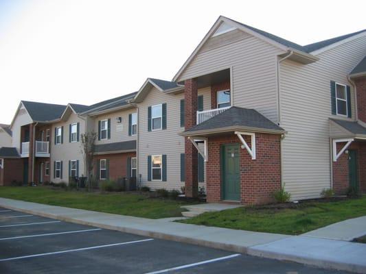 Arbors at Water's Edge Apartments