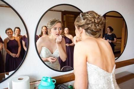 Spohn bride make-up