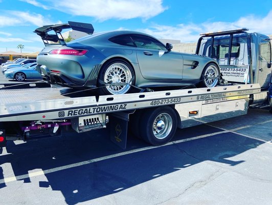 Mercedes Benz GT AMG towed by the best towing company