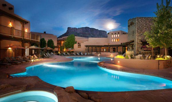 The pool at Gateway Canyons