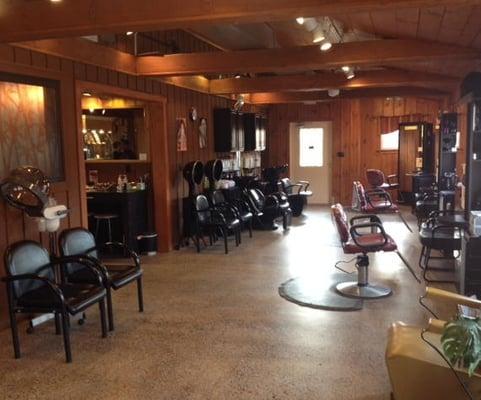 Salon Area