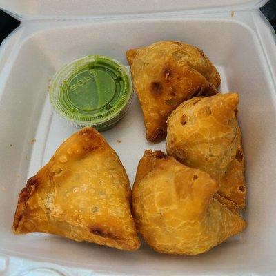 Yummy samosas